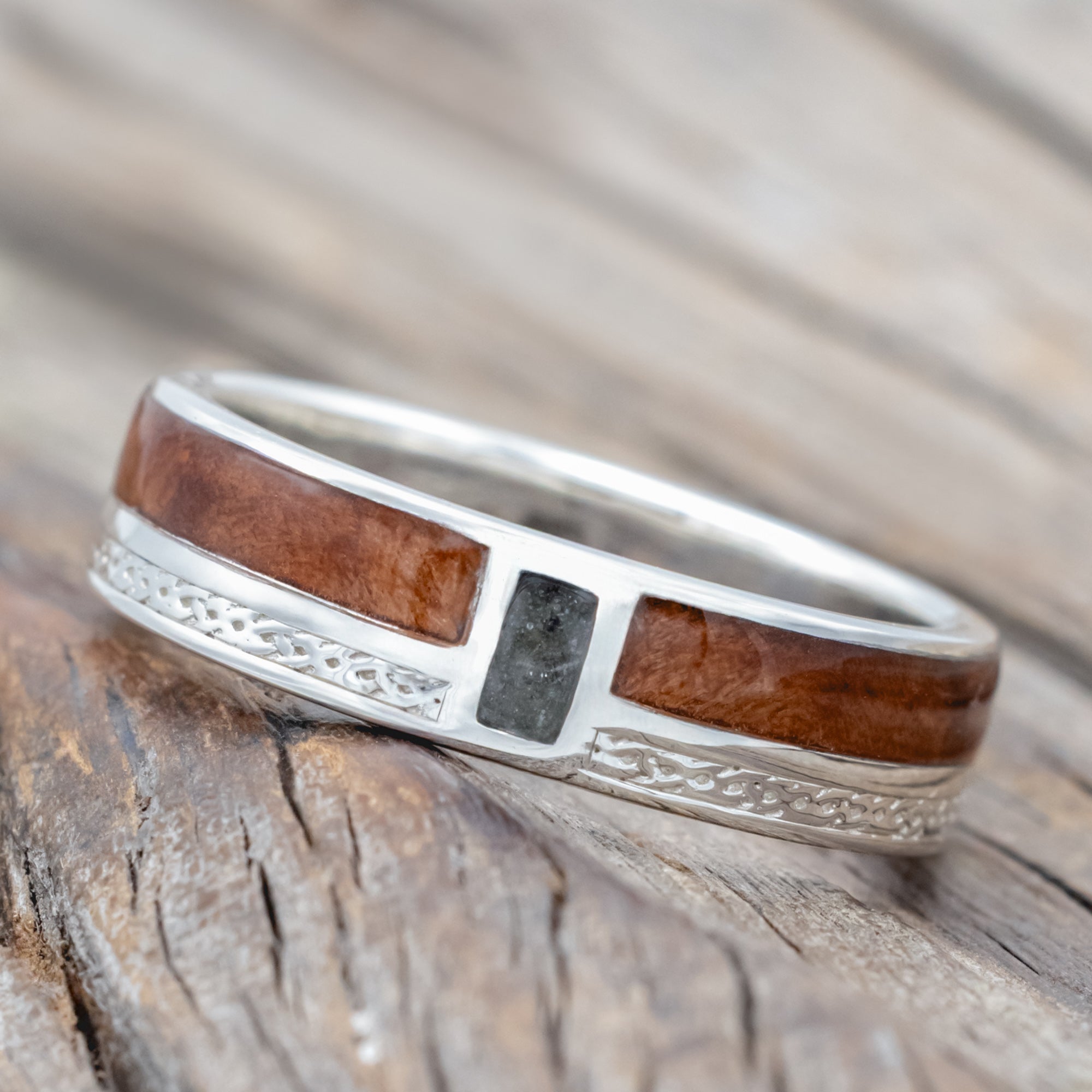 "BOWER" - REDWOOD & MOSS AGATE WEDDING BAND WITH AN ENGRAVING OF A CELTIC SAILOR'S KNOT-Staghead Designs