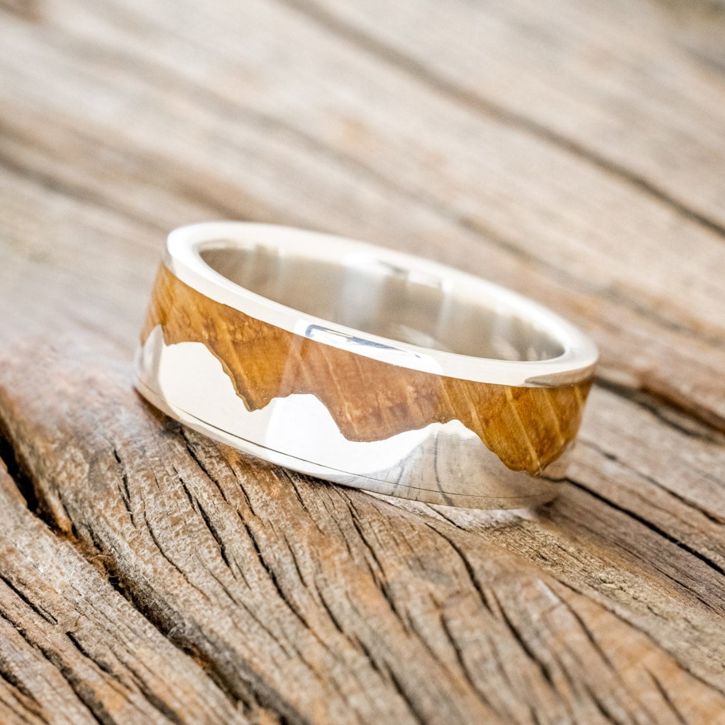 "HELIOS" - WHISKEY BARREL OAK & SILVER MOUNTAIN RANGE WEDDING BAND-14