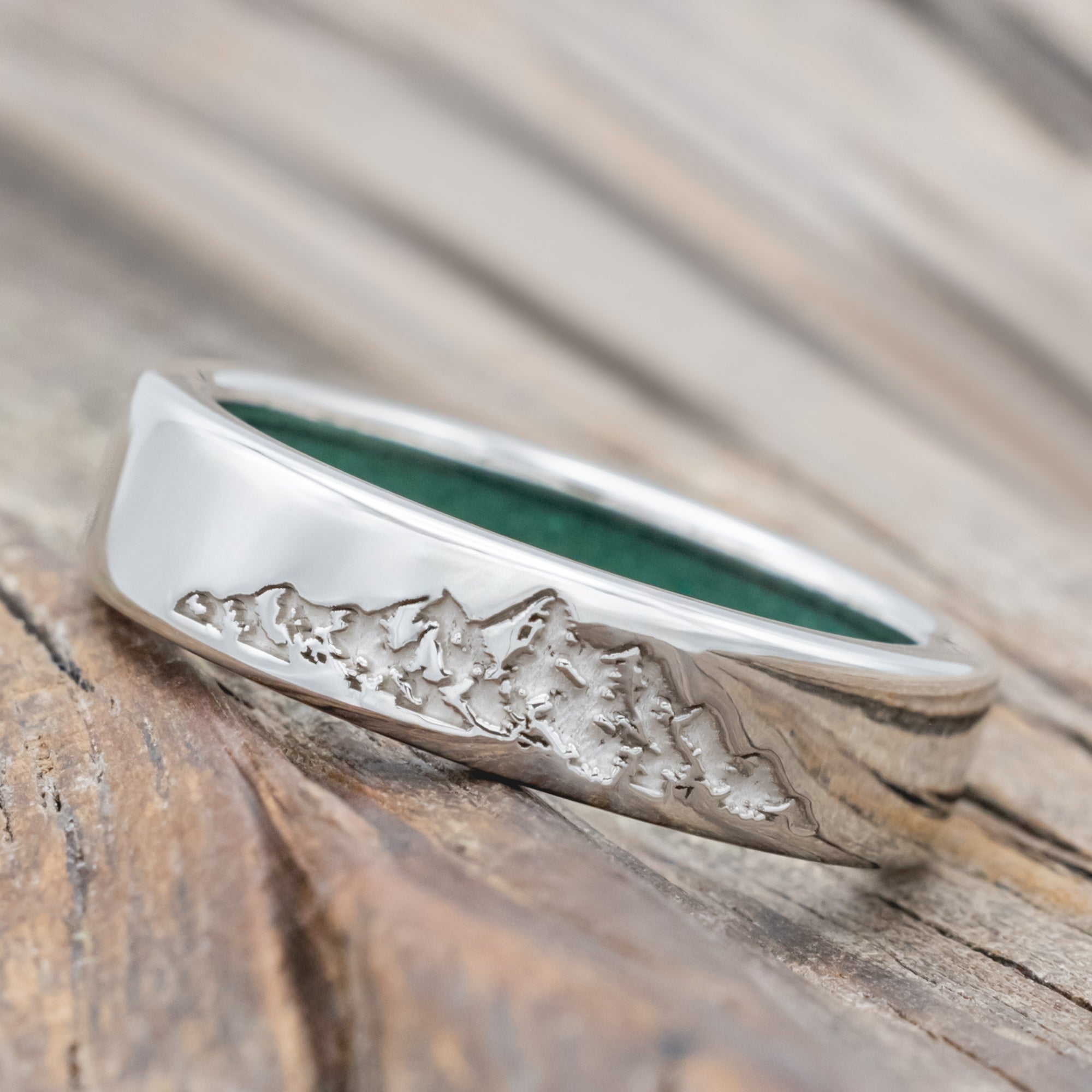 "HORIZON" - MOUNTAIN ENGRAVED WEDDING BAND WITH CUSTOM LINING-Staghead Designs