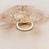 "KIDA" - V-SHAPE STACKING WEDDING BAND WITH MOSS INLAY-5