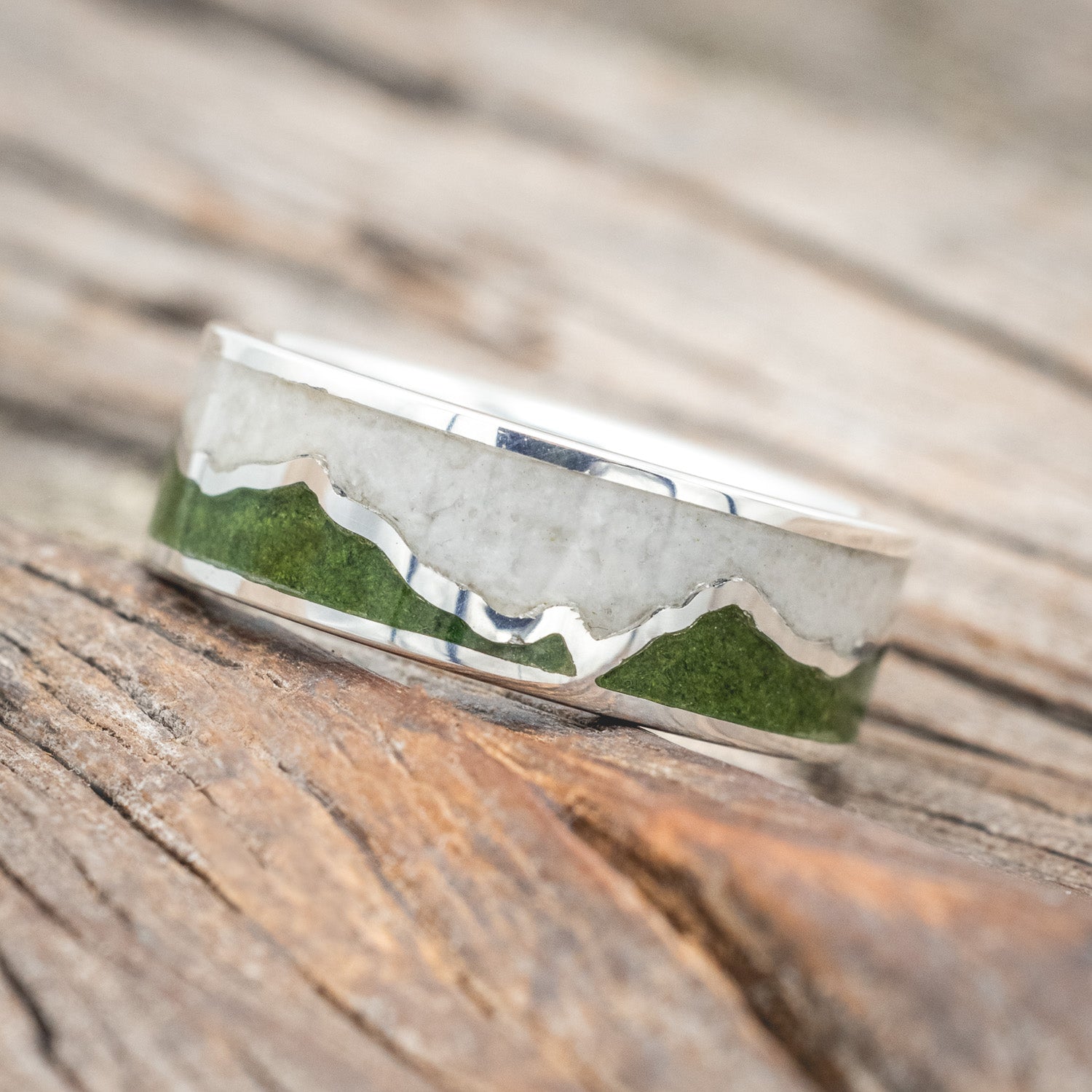 "PEAK" - MOSS & GRANITE INLAY WITH MOUNTAIN RANGE WEDDING BAND-Staghead Designs