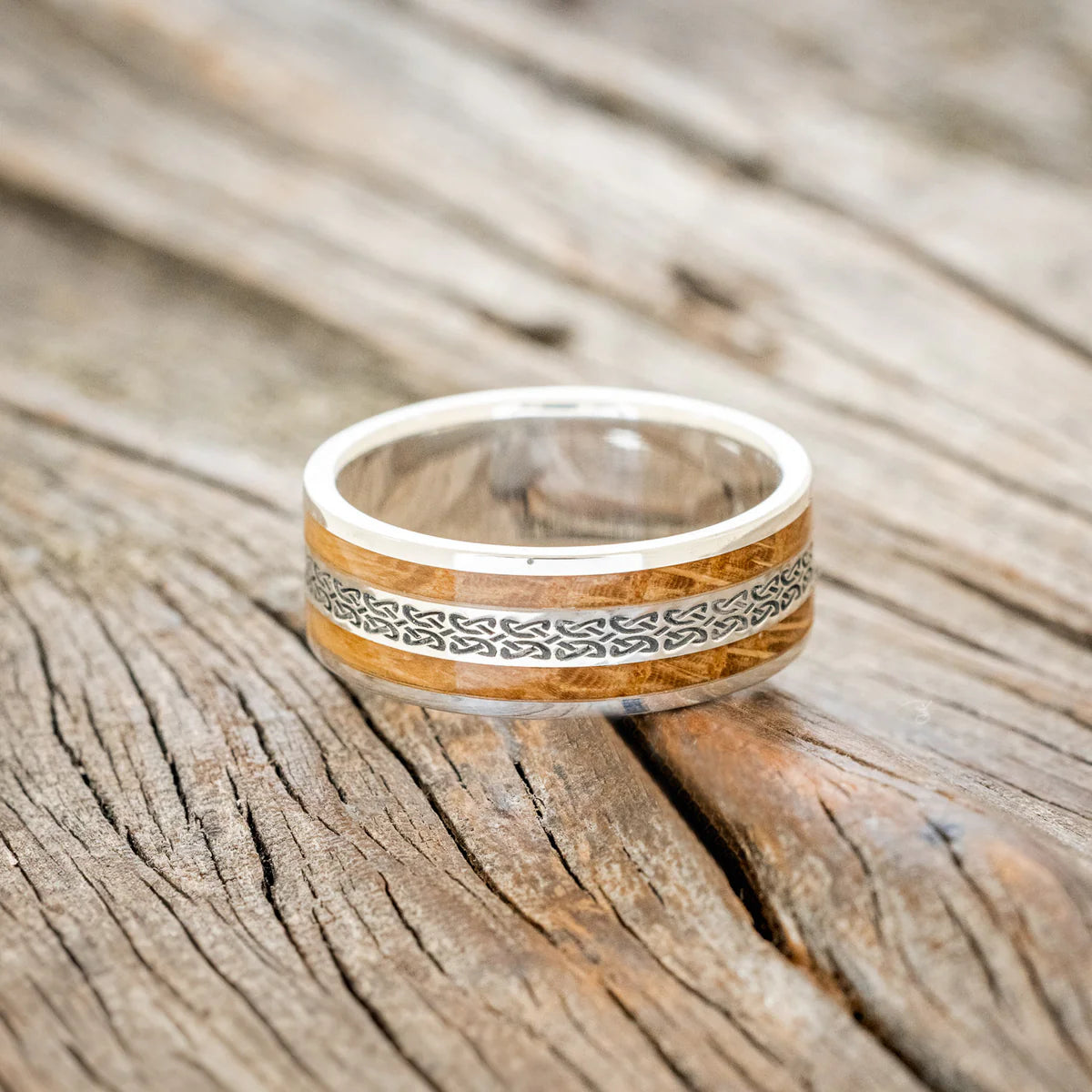 "RYDER" - CELTIC LOVE KNOT ENGRAVED & WHISKEY BARREL OAK WEDDING RING - SILVER - SIZE 9 3/4-Staghead Designs