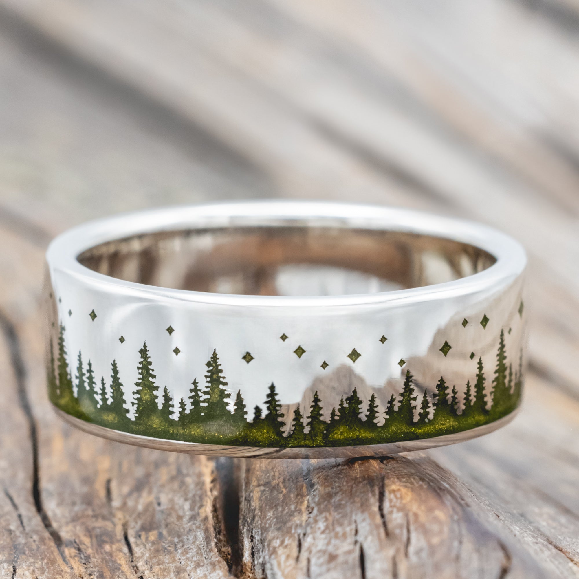"TIMBERLINE" - TREE AND STARRY NIGHT ENGRAVED WEDDING RING WITH MYSTIC MOSS-Staghead Designs