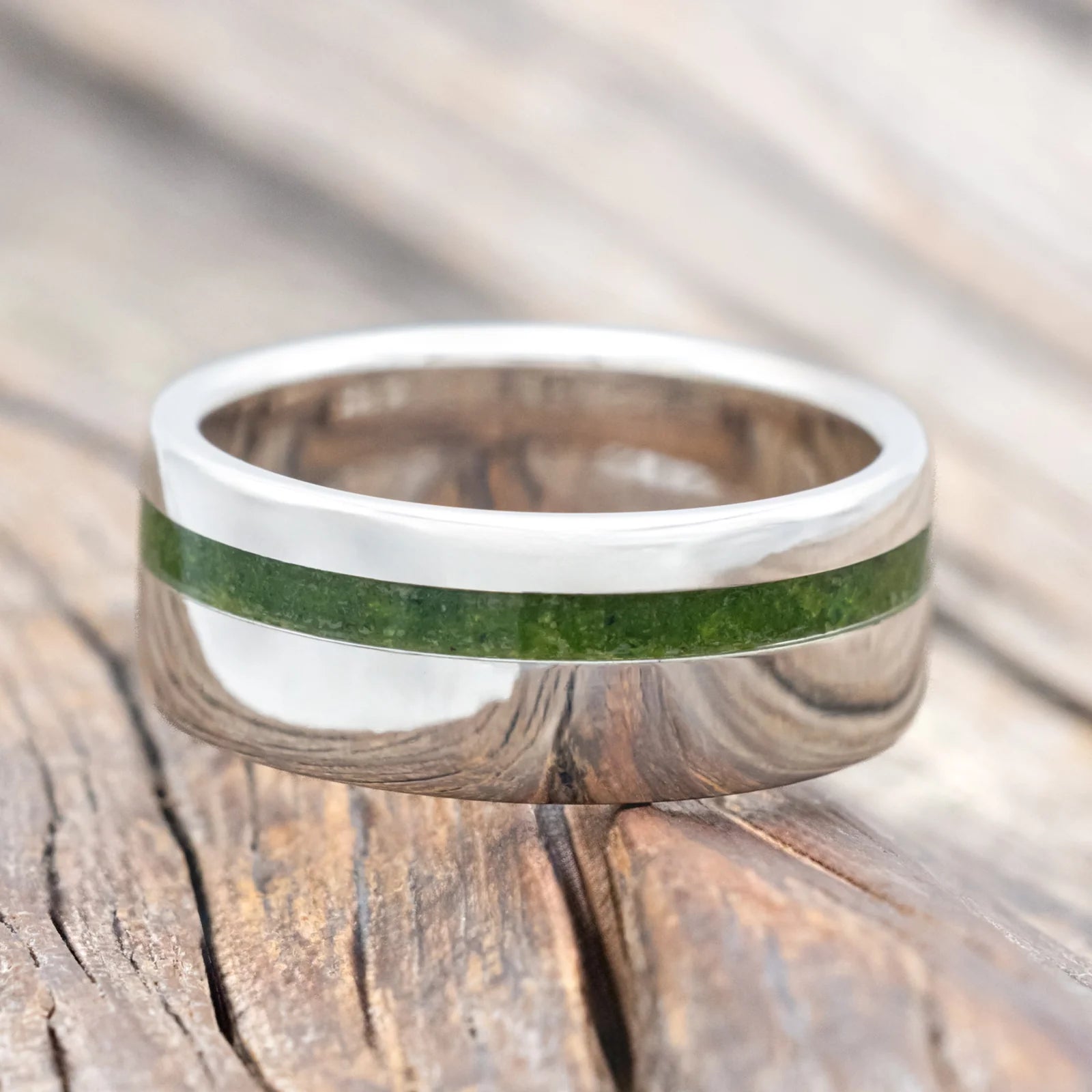 "VERTIGO" - WEDDING BAND WITH NATURAL MOSS INLAY - SILVER - SIZE 7-Staghead Designs