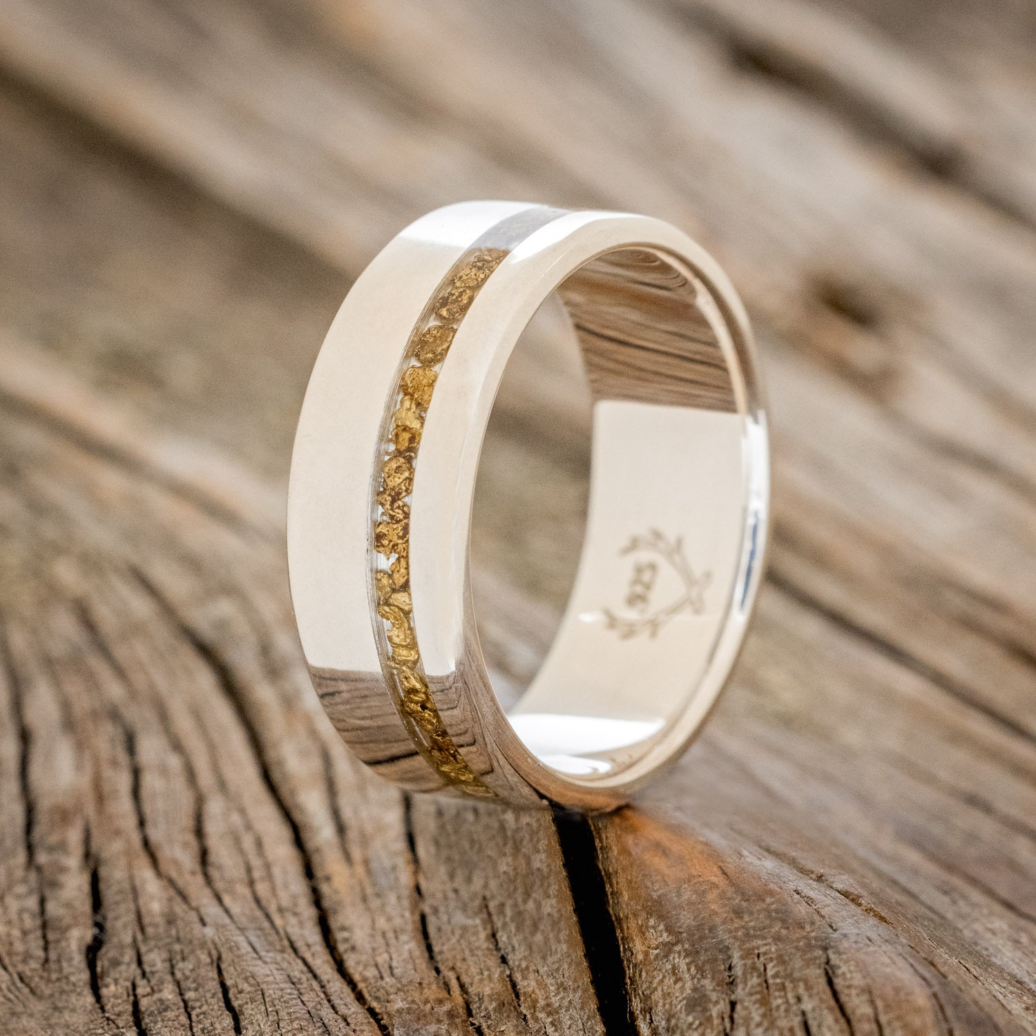 "VERTIGO" - WEDDING BAND WITH SINGLE INLAY-Staghead Designs