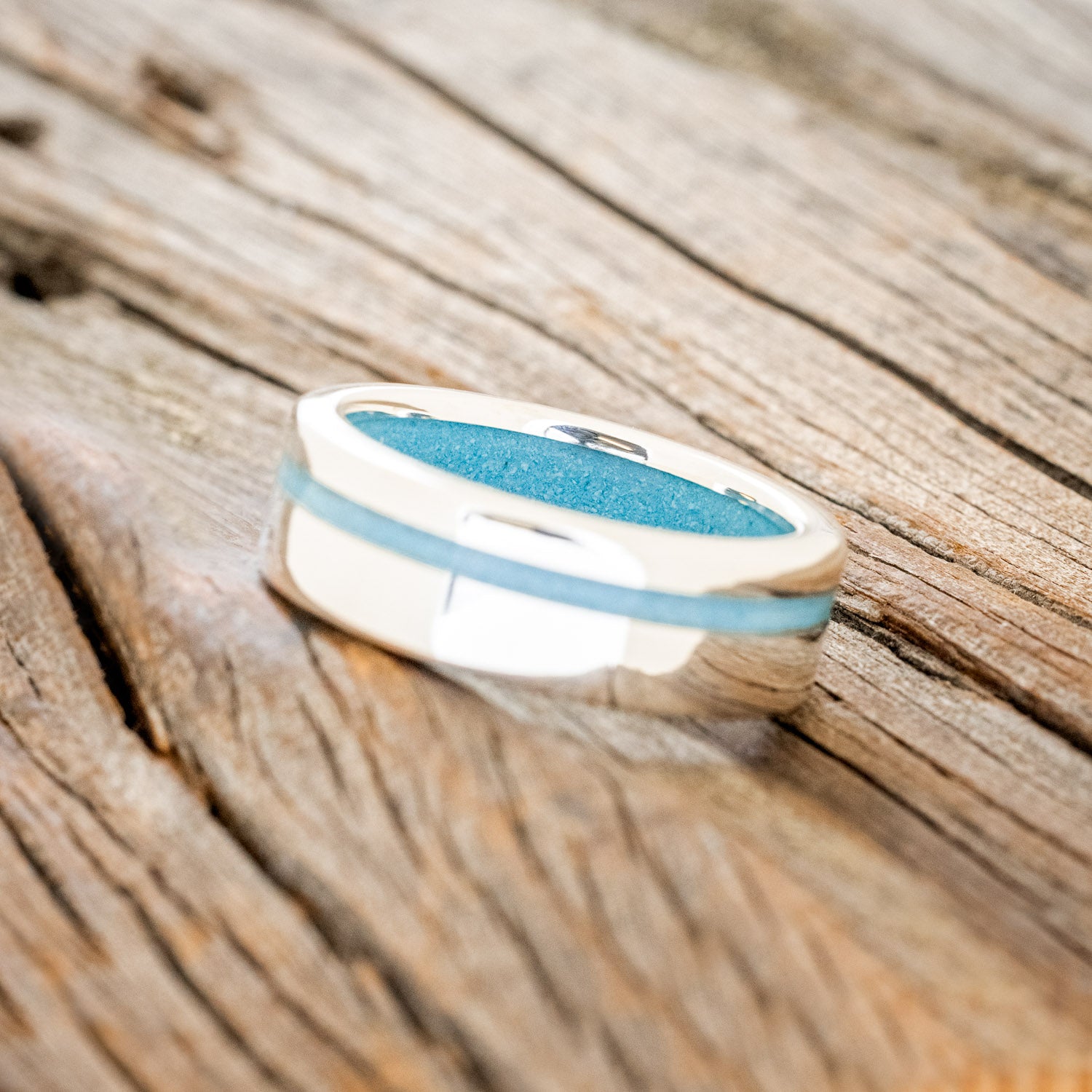 "VERTIGO" - TURQUOISE WEDDING RING FEATURING A TURQUOISE LINED BAND-30