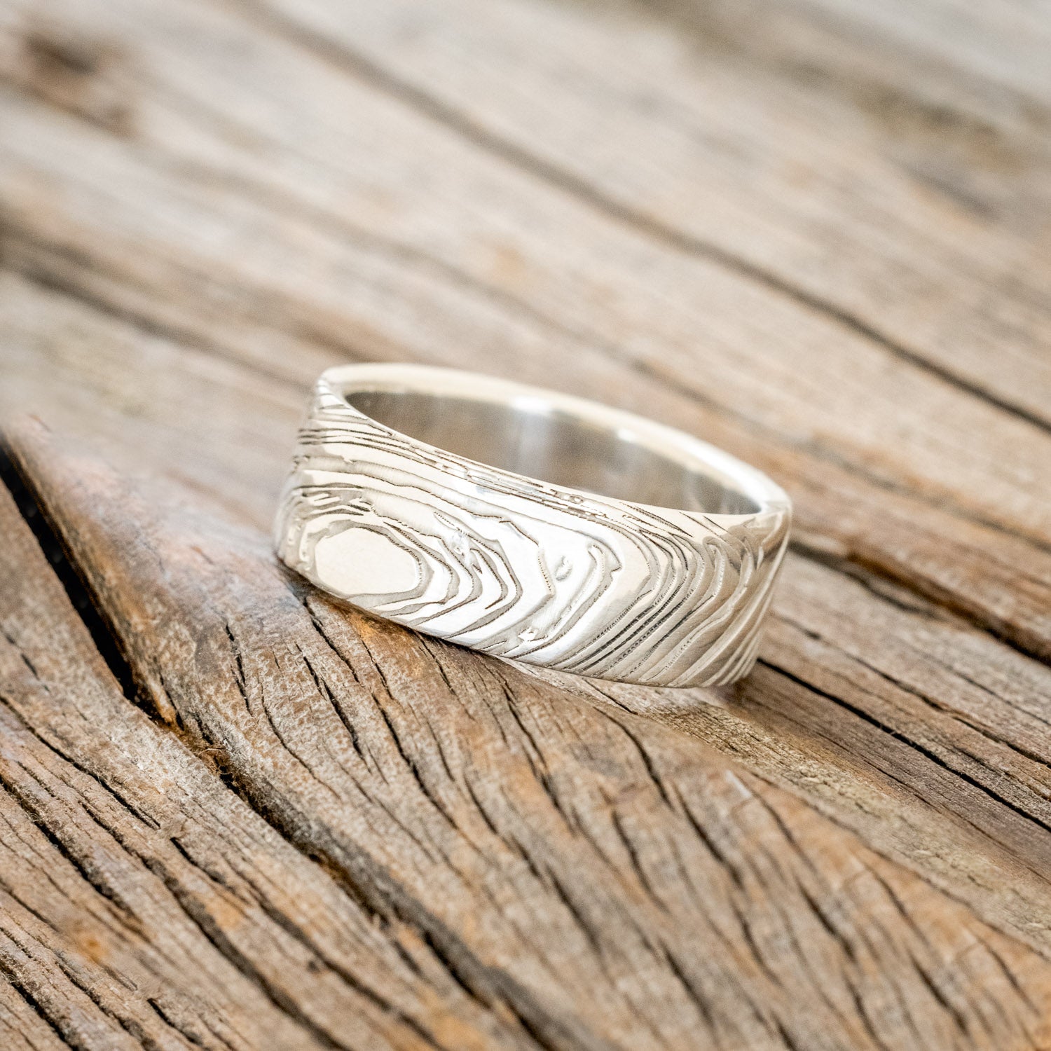 WOODGRAIN PATTERN WEDDING BAND-9
