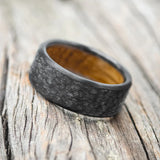 HAMMERED WEDDING BAND WITH WHISKEY BARREL LINING - BLACK ZIRCONIUM - SIZE 7 1/4-3