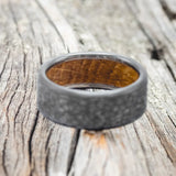 HAMMERED WEDDING BAND WITH WHISKEY BARREL LINING - BLACK ZIRCONIUM - SIZE 7 1/4-6