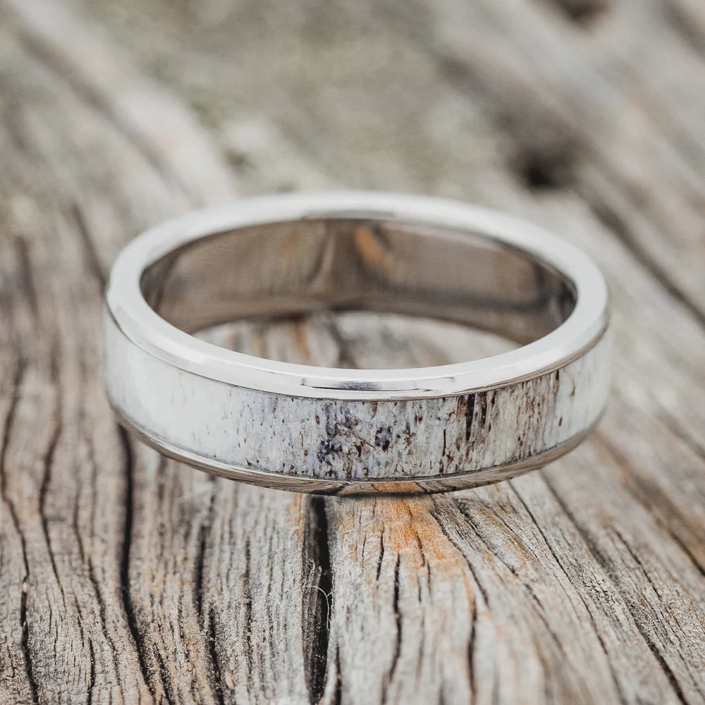 "Rainier" - Antler Wedding Band - Titanium (6mm) - Size 8 1/2
