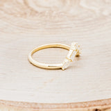 "MELODY" - V-SHAPED TRACER WITH DIAMONDS - 14K YELLOW GOLD - SIZE 5 3/4-3