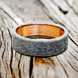 RUSTIC COPPER LINED WEDDING RING WITH HAMMERED FINISH - BLACK ZIRCONIUM - SIZE 9-6