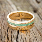 "VERTIGO" - MALACHITE WEDDING BAND - 14K YELLOW GOLD - SIZE 6 1/4-3