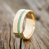 "VERTIGO" - MALACHITE WEDDING BAND - 14K YELLOW GOLD - SIZE 6 1/4-1