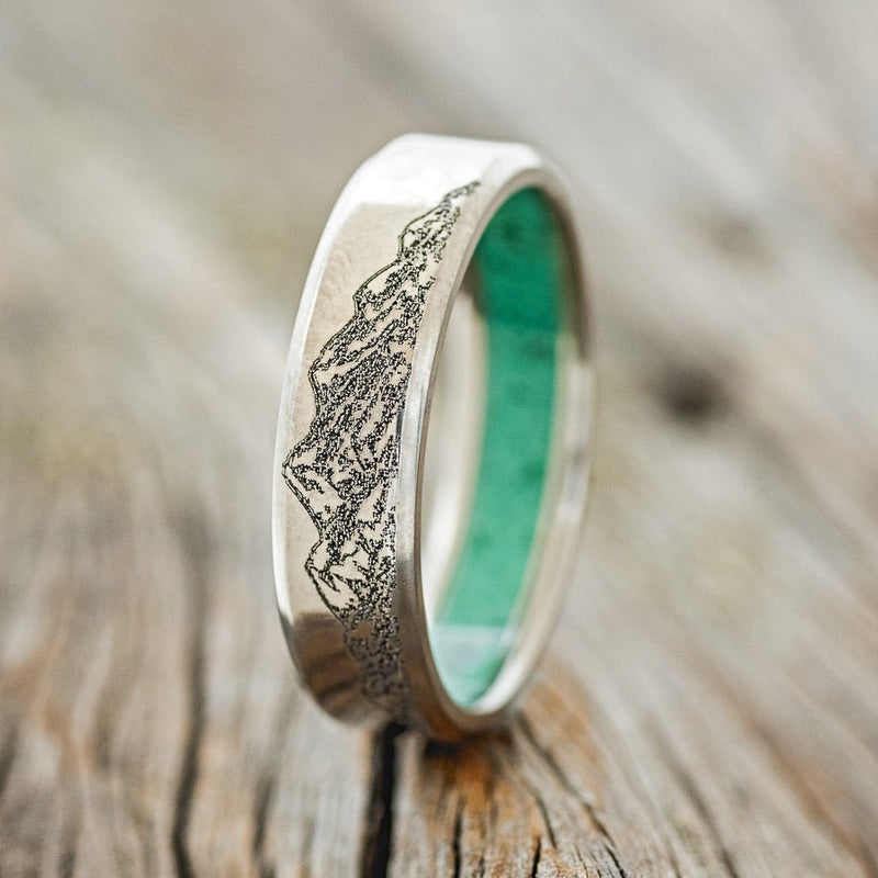 MOUNTAIN ENGRAVED WEDDING BAND WITH LINING-Staghead Designs