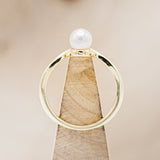 ROUND AKOYA PEARL ENGAGEMENT RING WITH DIAMOND ACCENT & DIAMOND TRACER-23