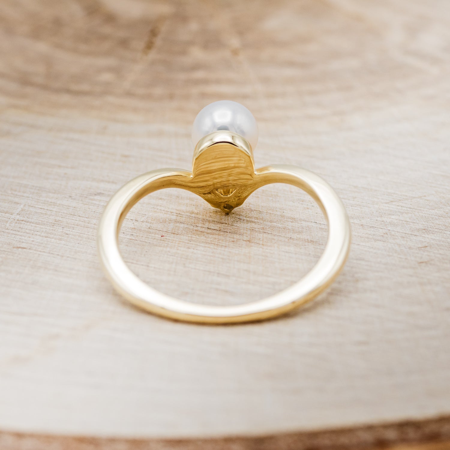 ROUND AKOYA PEARL ENGAGEMENT RING WITH DIAMOND ACCENT & DIAMOND TRACER-24