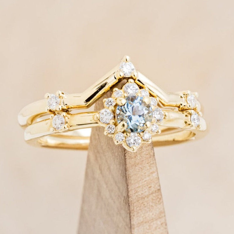 "STARLA" - ROUND CUT AQUAMARINE ENGAGEMENT RING WITH STARBURST DIAMOND HALO & TRACER-1