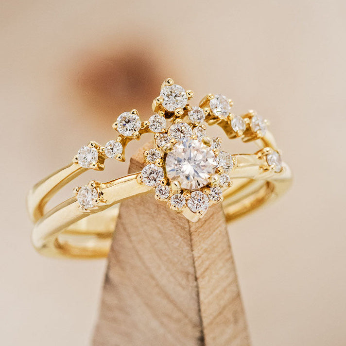 "STARLA" - ROUND CUT DIAMOND ENGAGEMENT RING WITH STARBURST DIAMOND HALO-Staghead Designs