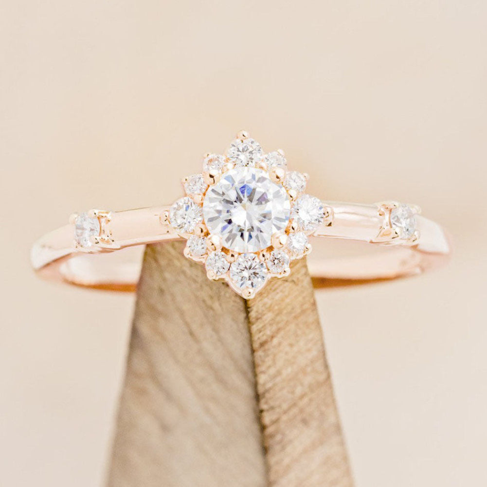 "STARLA" - ROUND CUT ENGAGEMENT RING WITH STARBURST DIAMOND HALO-Staghead Designs