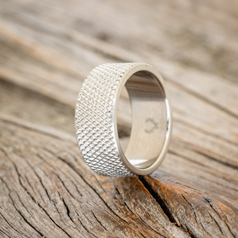 SOLID METAL WEDDING BAND WITH KNURLED FINISH