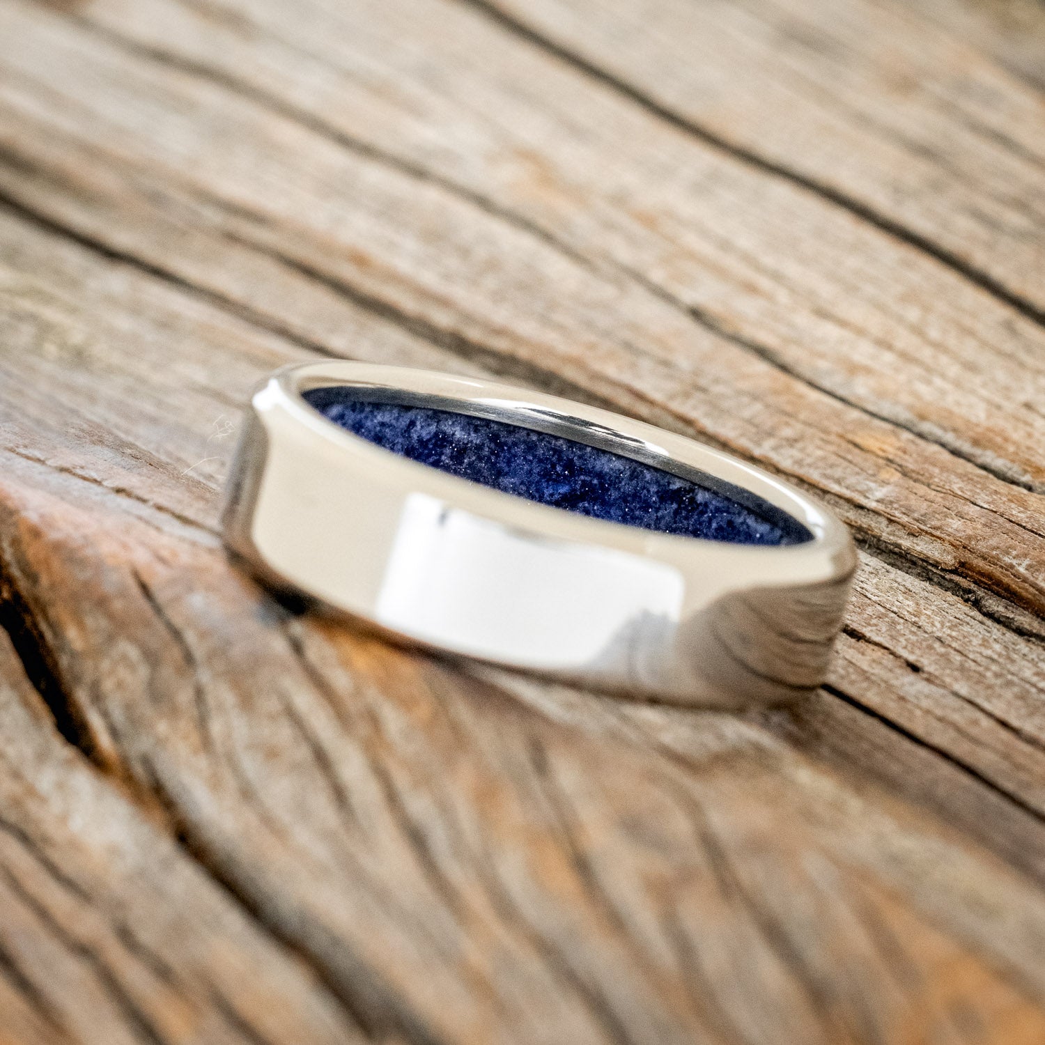 BLUE GOLDSTONE CHANNEL LINED RING-5