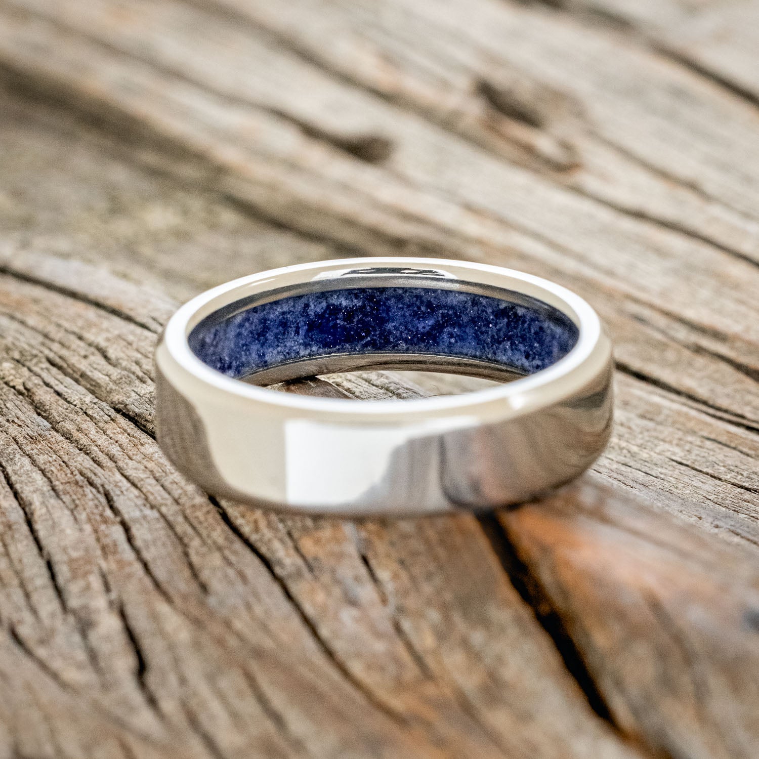 BLUE GOLDSTONE CHANNEL LINED RING-6