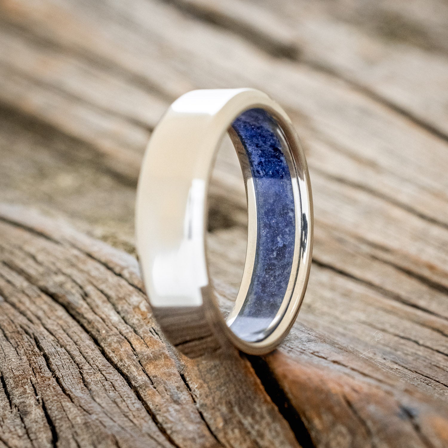 BLUE GOLDSTONE CHANNEL LINED RING-4