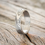 WOODGRAIN PATTERN WEDDING BAND-1