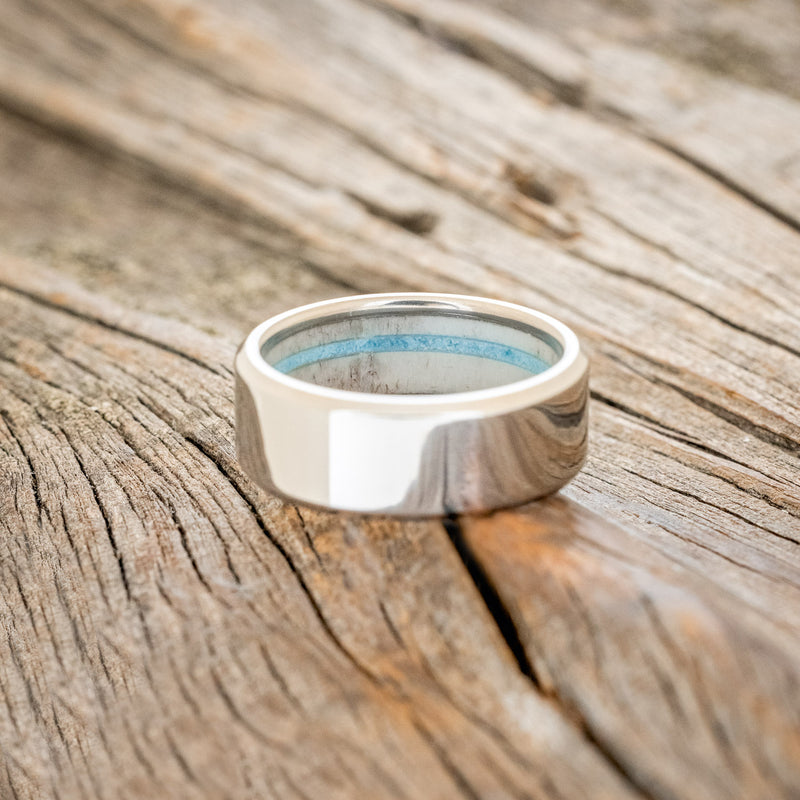 ANTLER LINED WEDDING BAND WITH OFF SET TURQUOISE
