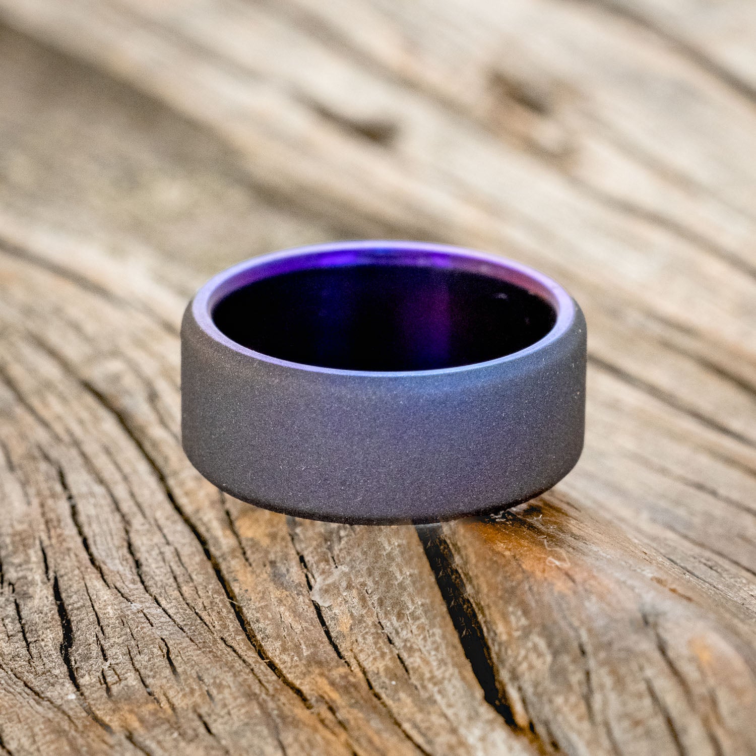 FIRE-TREATED TITANIUM WEDDING BAND WITH SANDBLASTED FINISH-3