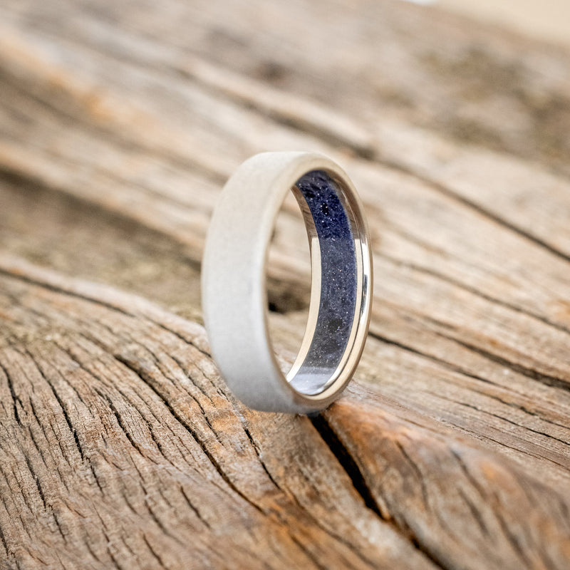 BLUE GOLDSTONE CHANNEL LINED RING WITH SANDBLASTED FINISH-4