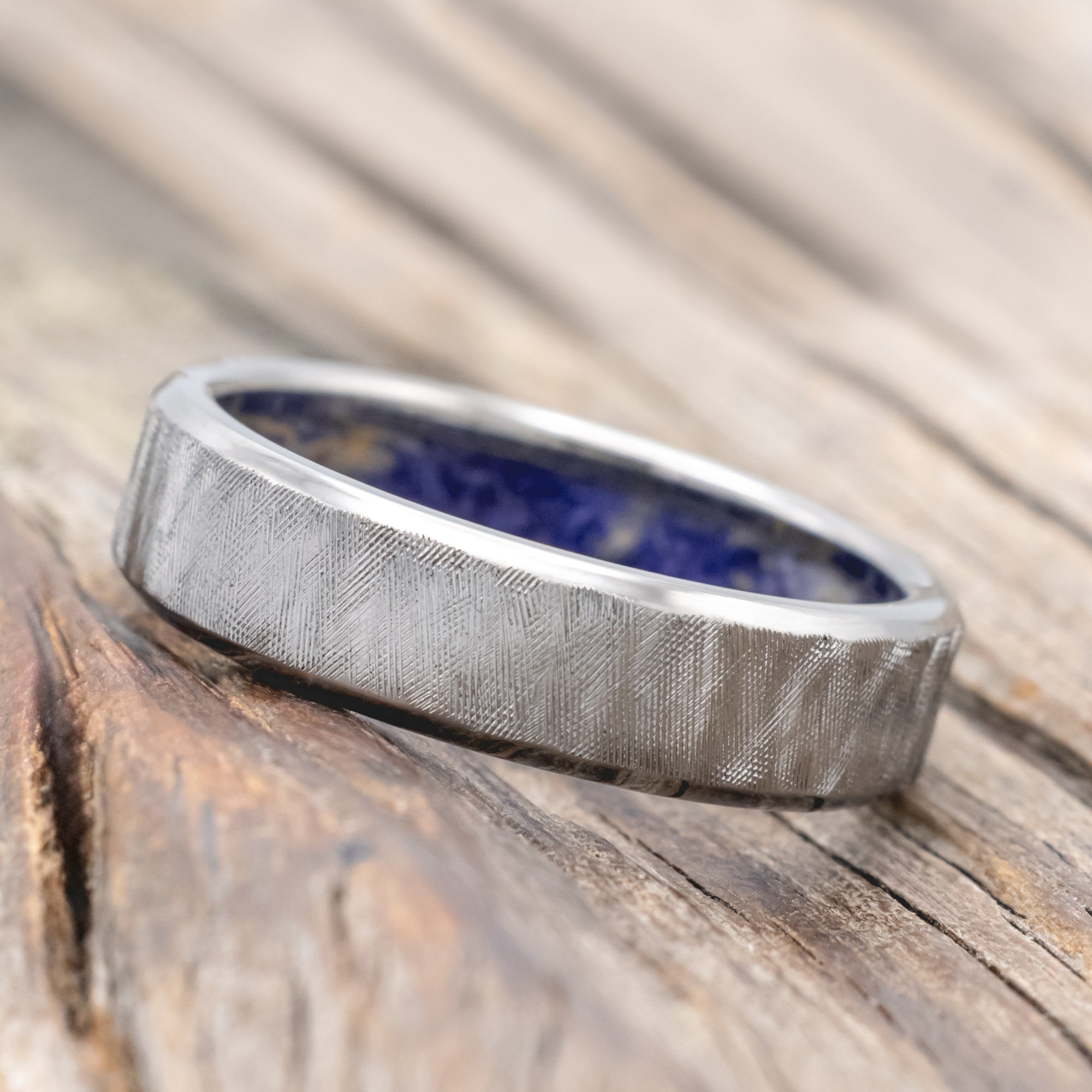 BLUEBELL LINED RING WITH A FLORENTINE FINISH-Staghead Designs