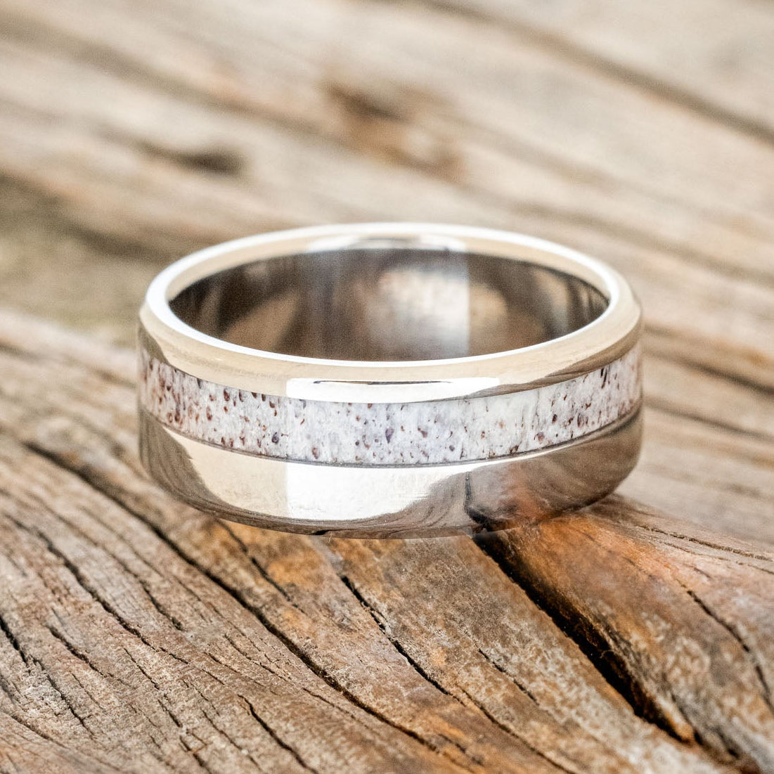 "CASTOR" - OFFSET ANTLER WEDDING RING-3