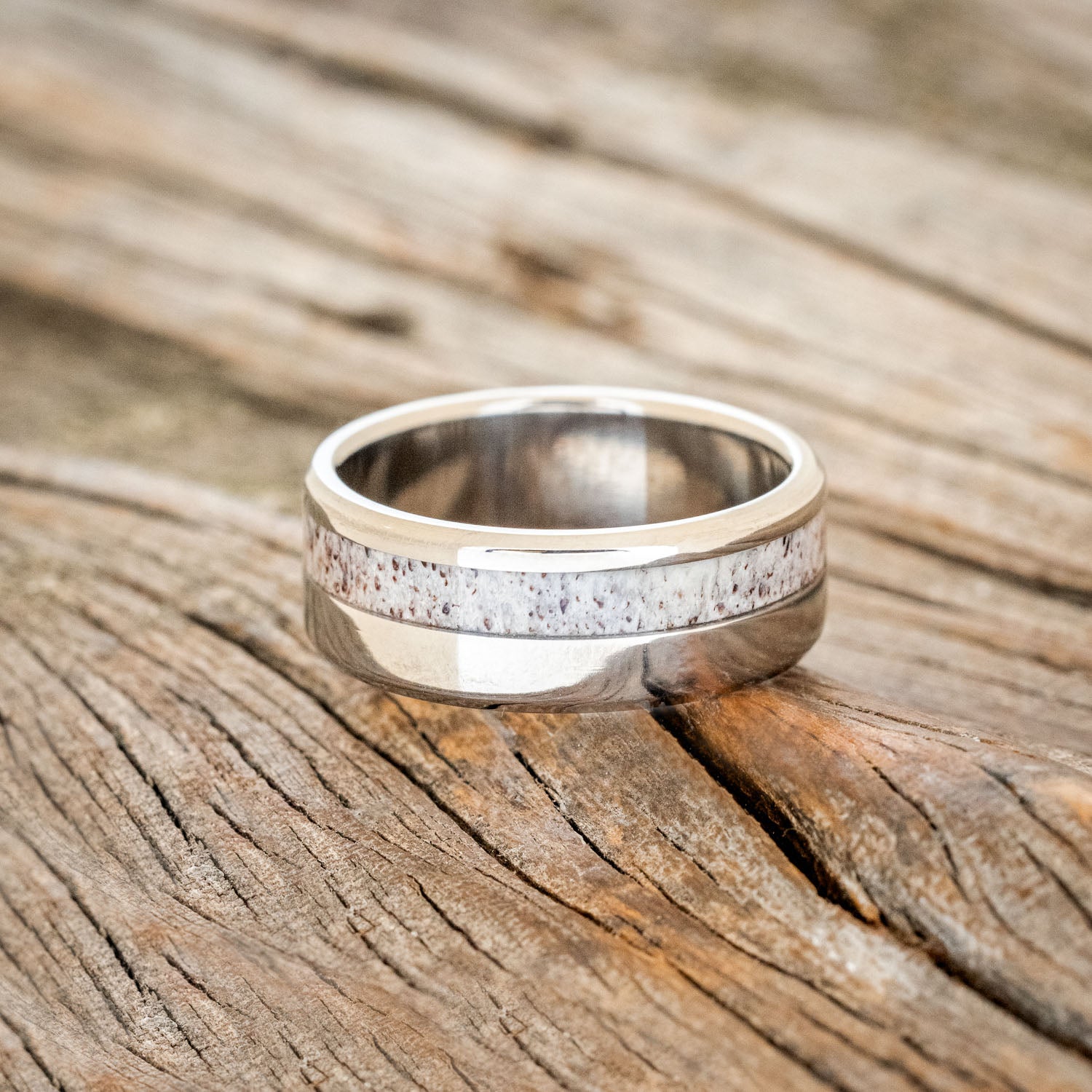 "CASTOR" - OFFSET ANTLER WEDDING RING-3