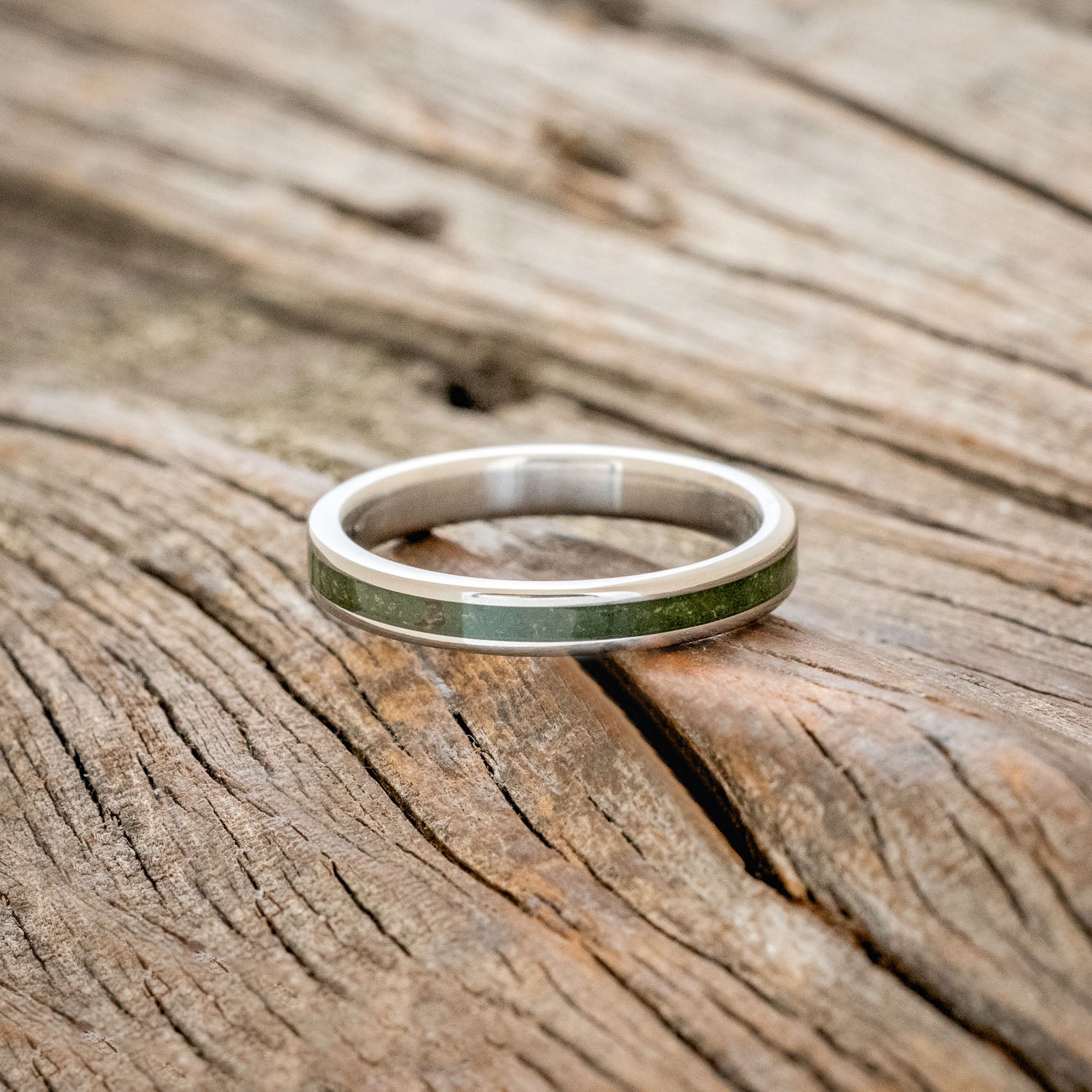 "VERTIGO" - MATCHING SET OF MOSS WEDDING BANDS-10