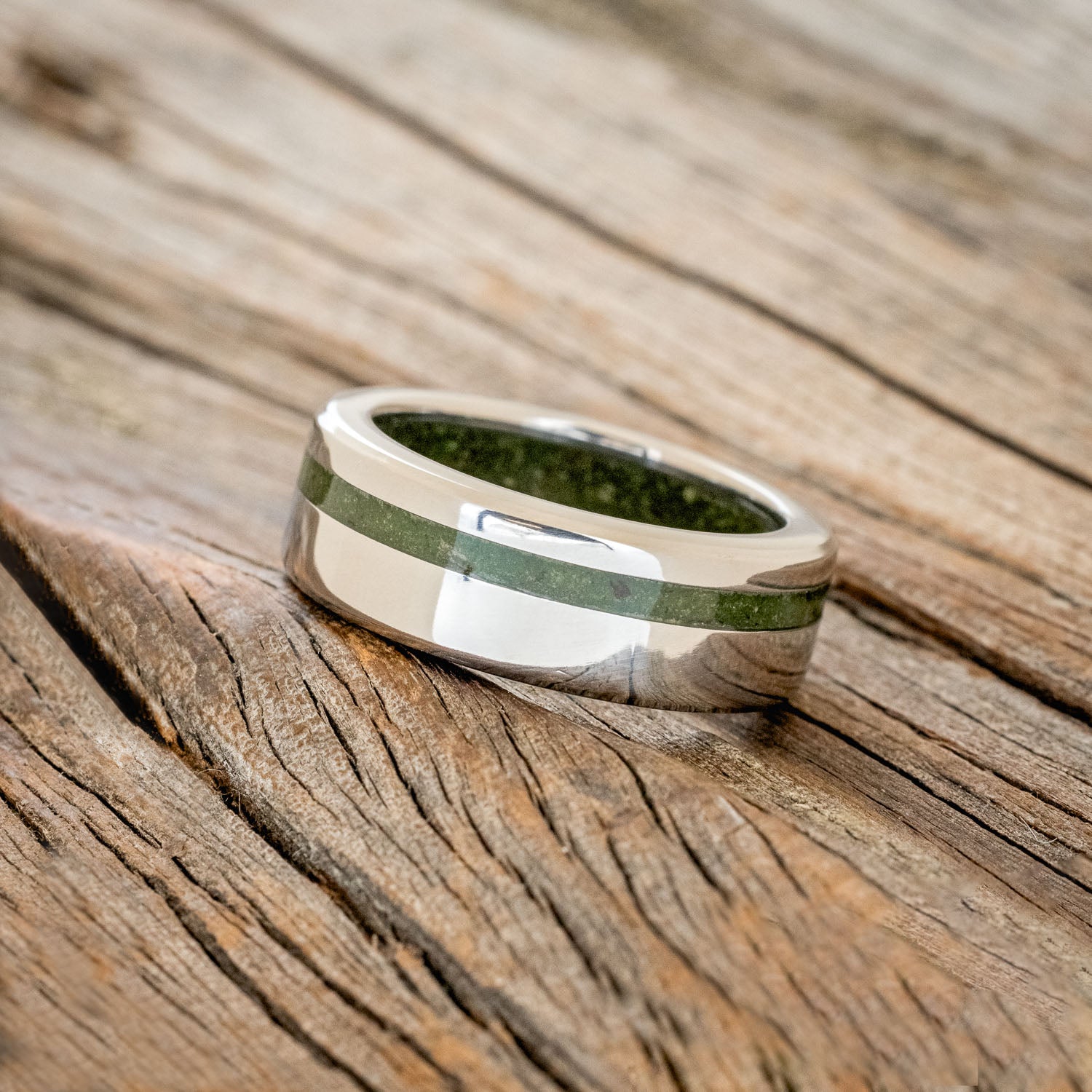 "VERTIGO" - MATCHING SET OF MOSS WEDDING BANDS-6