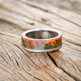 "EZRA" - REDWOOD & MOSS WEDDING RING-3