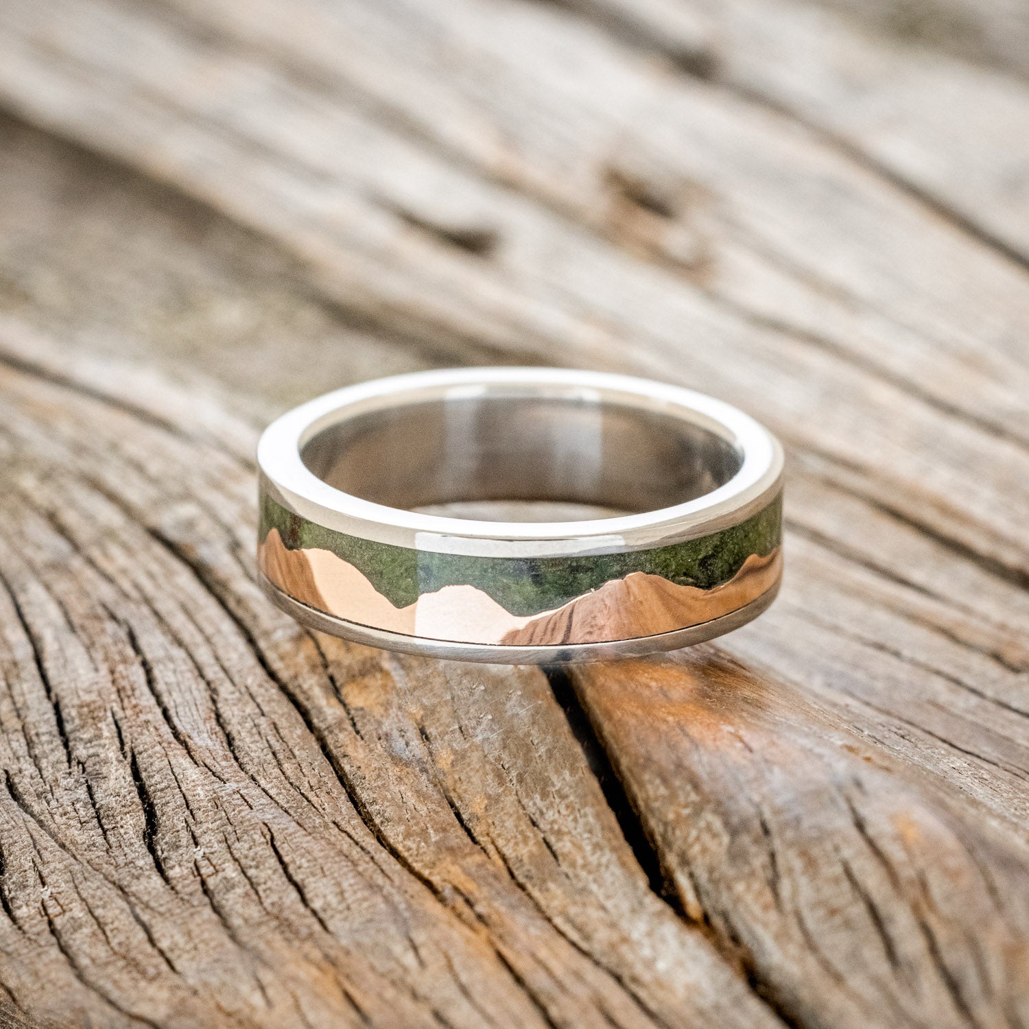 "HELIOS" - MOSS & 14K GOLD MOUNTAIN RANGE WEDDING BAND-3