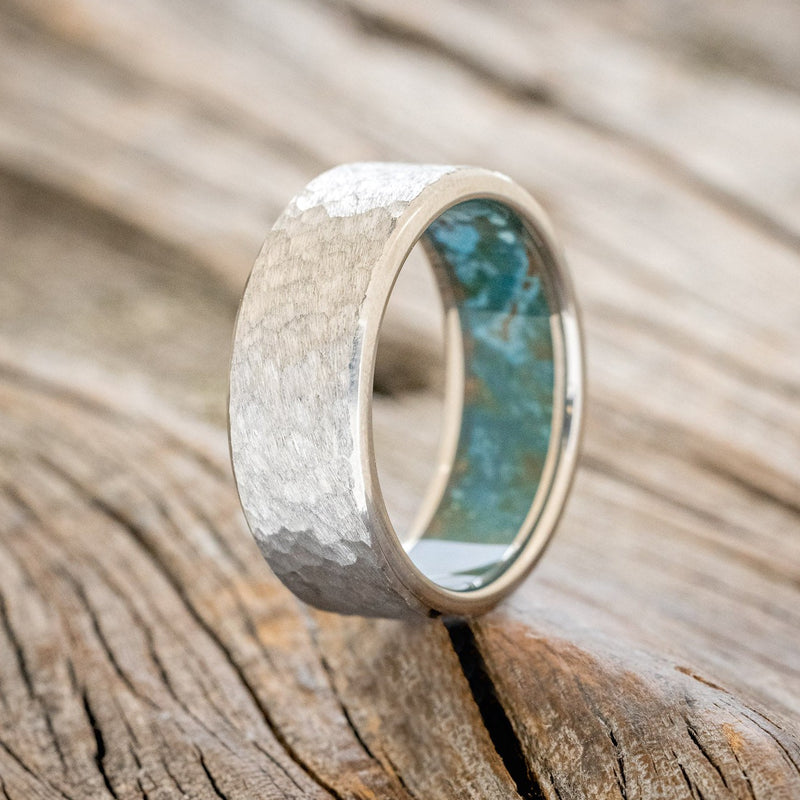 HAMMERED WEDDING BAND WITH PATINA COPPER LINING-1