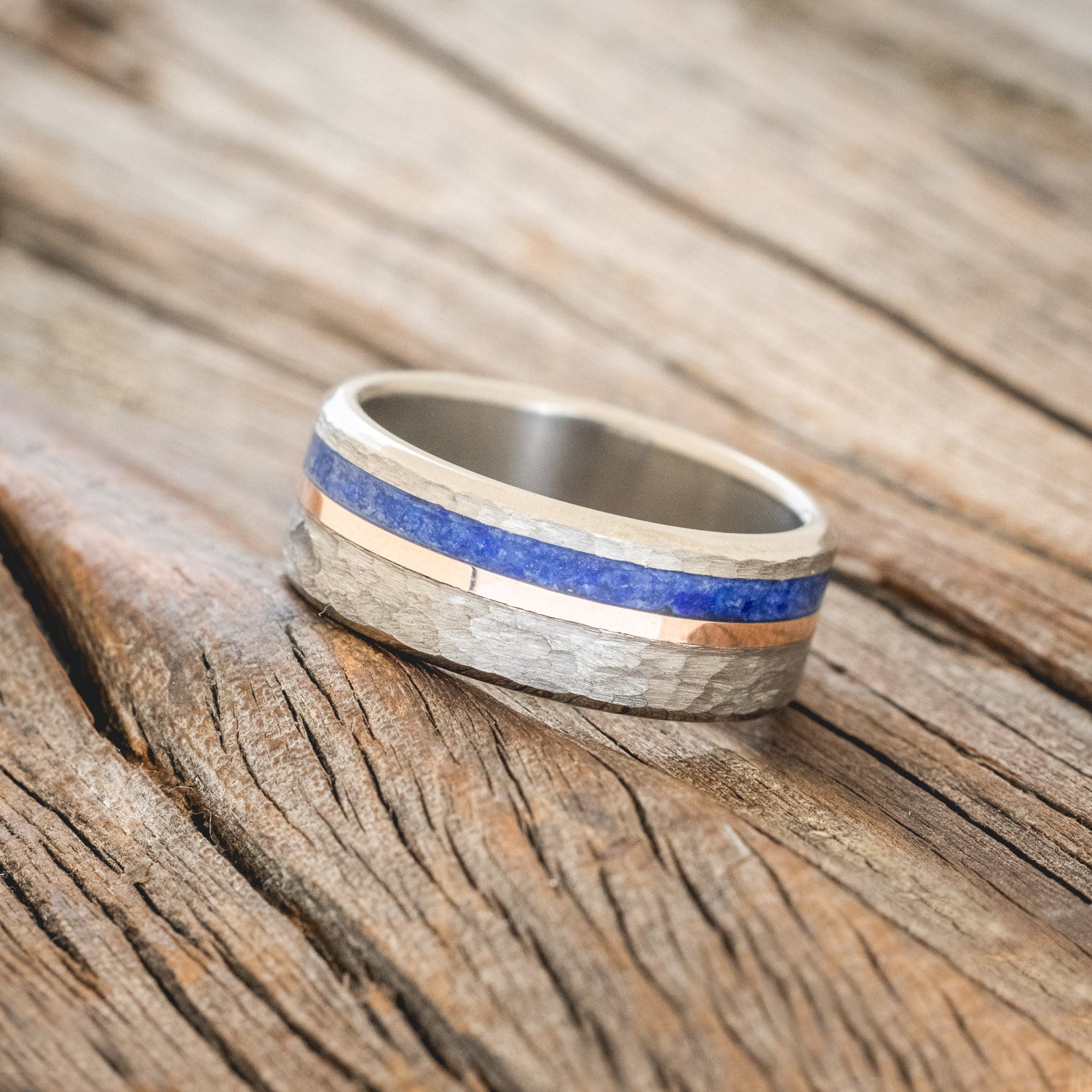 "CASTOR" - LAPIS LAZULI & A 14K GOLD INLAY WEDDING RING WITH A HAMMERED FINISH-2