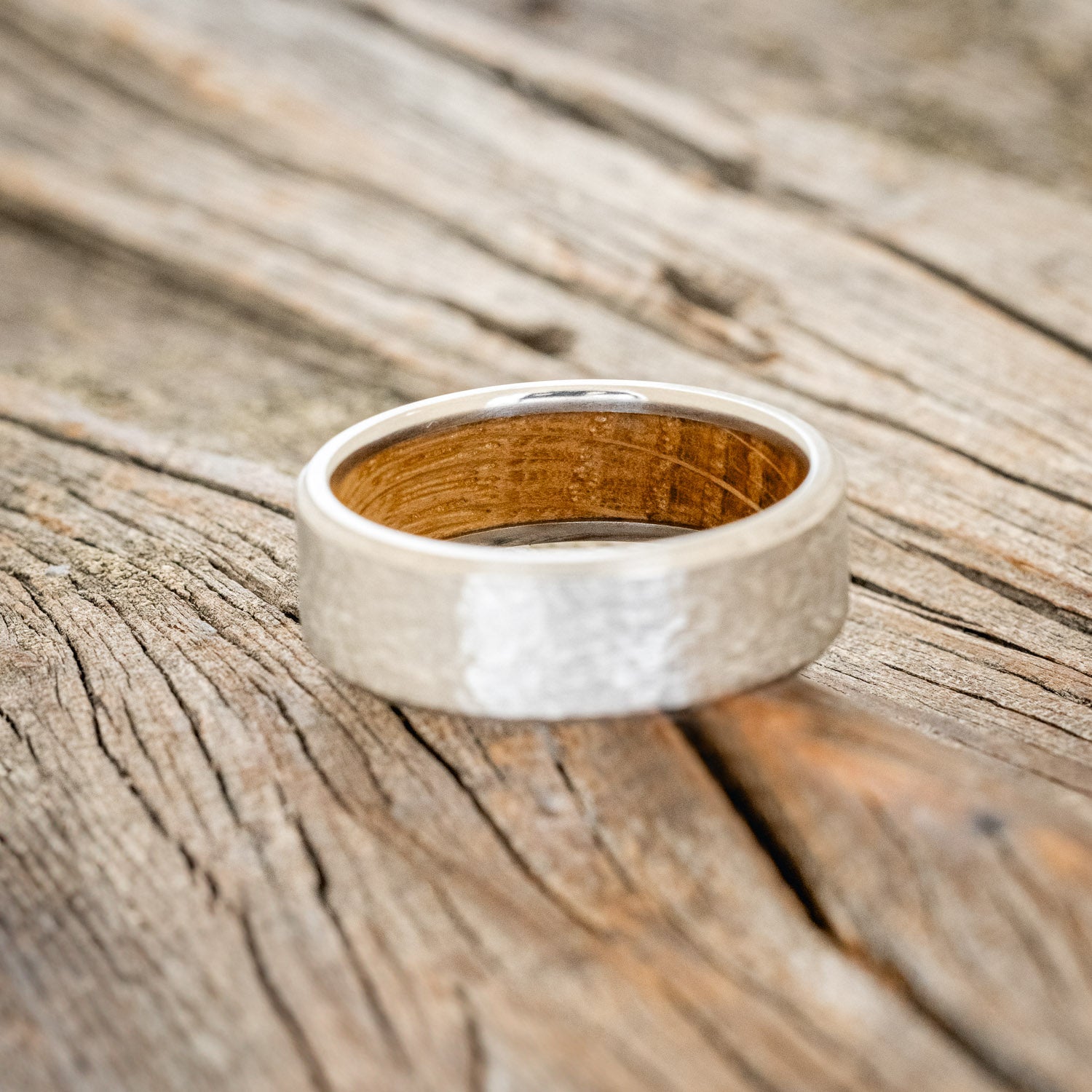 HAMMERED WEDDING BAND WITH WHISKEY BARREL LINING-6