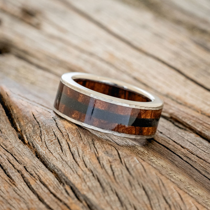 "RAINIER" - REDWOOD INLAY AND LINING WEDDING RING WITH JET STONE & HAMMERED FINISH-2