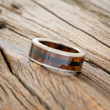 "RAINIER" - REDWOOD INLAY AND LINING WEDDING RING WITH JET STONE & HAMMERED FINISH - TITANIUM - SIZE 7 3/4-4