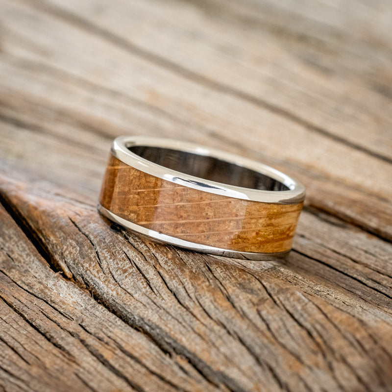 "RAINIER" - SINGLE CHANNEL INLAY WEDDING BAND-Staghead Designs