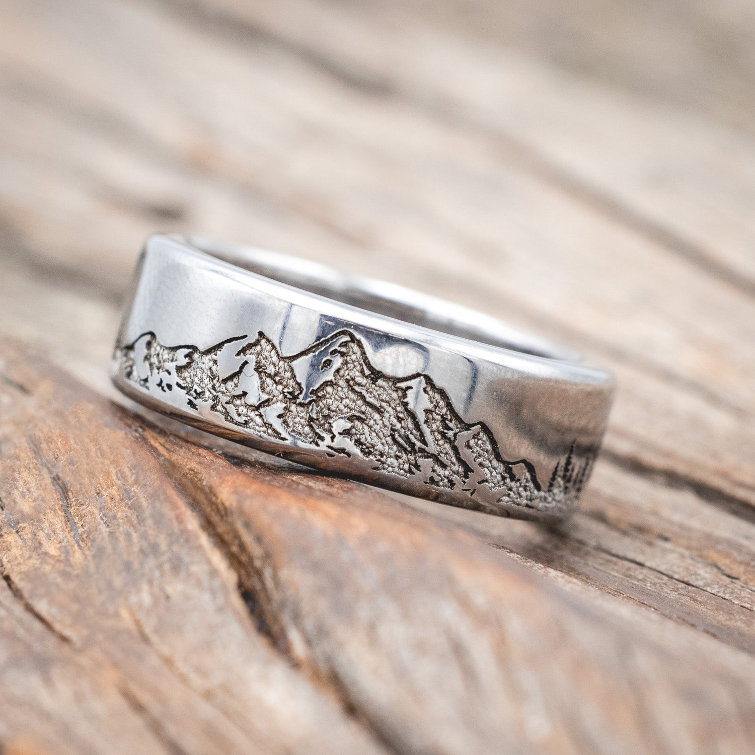 "ROSS" - MOUNTAIN & FOREST ENGRAVED WEDDING BAND WITH CUSTOM LINING-Staghead Designs