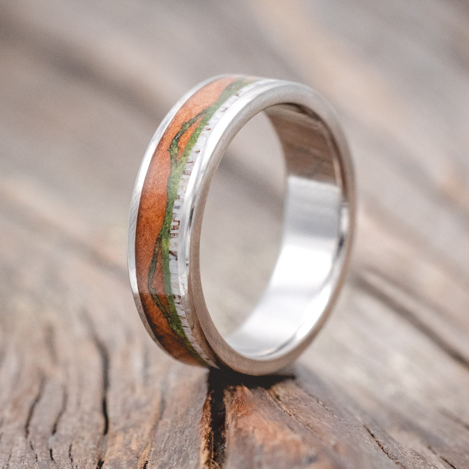 "THE EXPEDITION" - MOUNTAIN ENGRAVED WEDDING RING WITH REDWOOD, MOSS & ANTLER-Staghead Designs