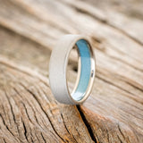 TURQUOISE LINED WEDDING BAND WITH A SANDBLASTED FINISH - TITANIUM(6MM) - SIZE 8 3/4-1