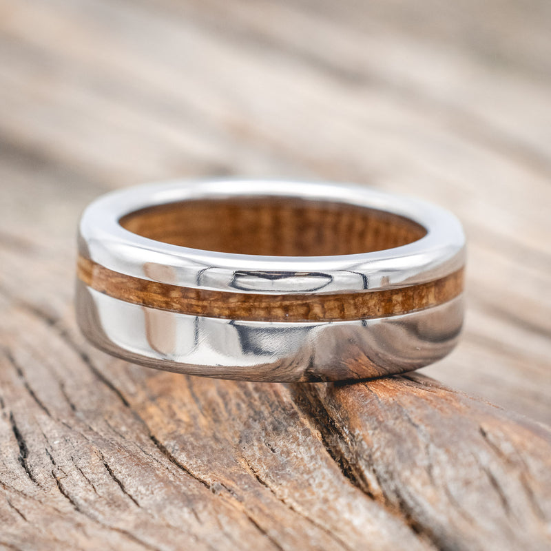 "VERTIGO" - WHISKEY BARREL OAK INLAY & LINING WEDDING RING