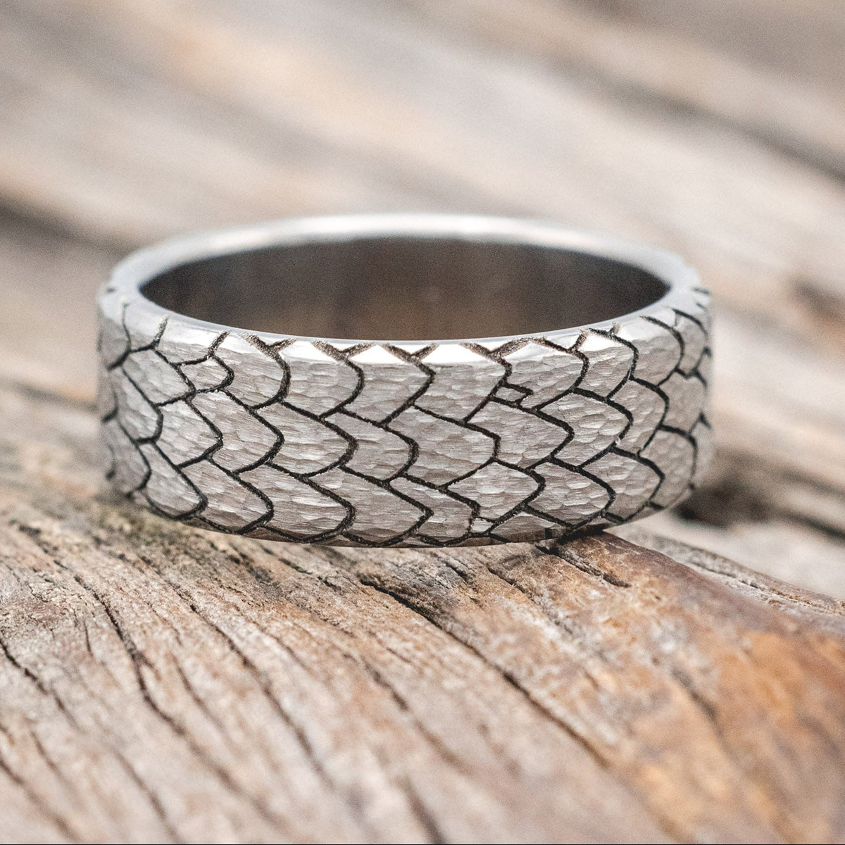 "ECHO" - HAMMERED CUSTOM EMBOSSED DRAGON SCALE WEDDING RING-Staghead Designs